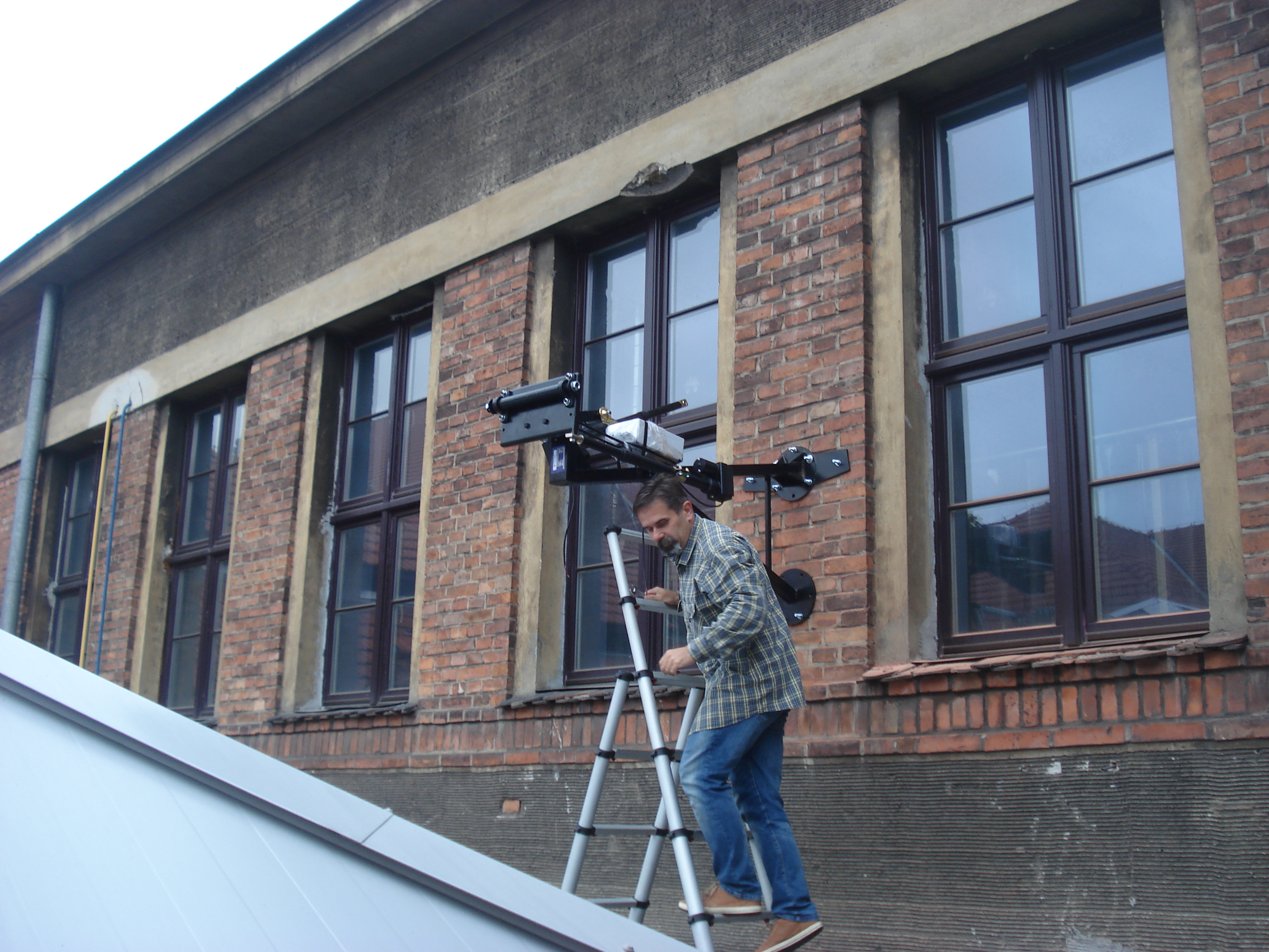 Podladowa instalacja fotovoltaiczna z systemem nadążnym